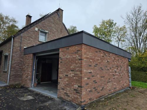 construire-extension-maison-brique